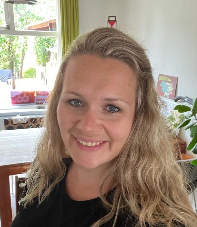 Ragna van Lieverlooy - Buurtmaatschappelijk werk2.jpeg